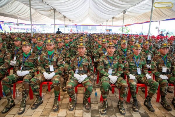 កងទ័ពខ្មែរចូលរួមក្នុងពិធីសម្ភោធស្តូបអនុស្សាវរីយ៍នយោបាយឈ្នះ ឈ្នះ ខេត្តកោះកុង កាលពីថ្ងៃទី៣០ ខែឧសភា ឆ្នាំ២០២៦។ (ក្រសួងការពារជាតិ)